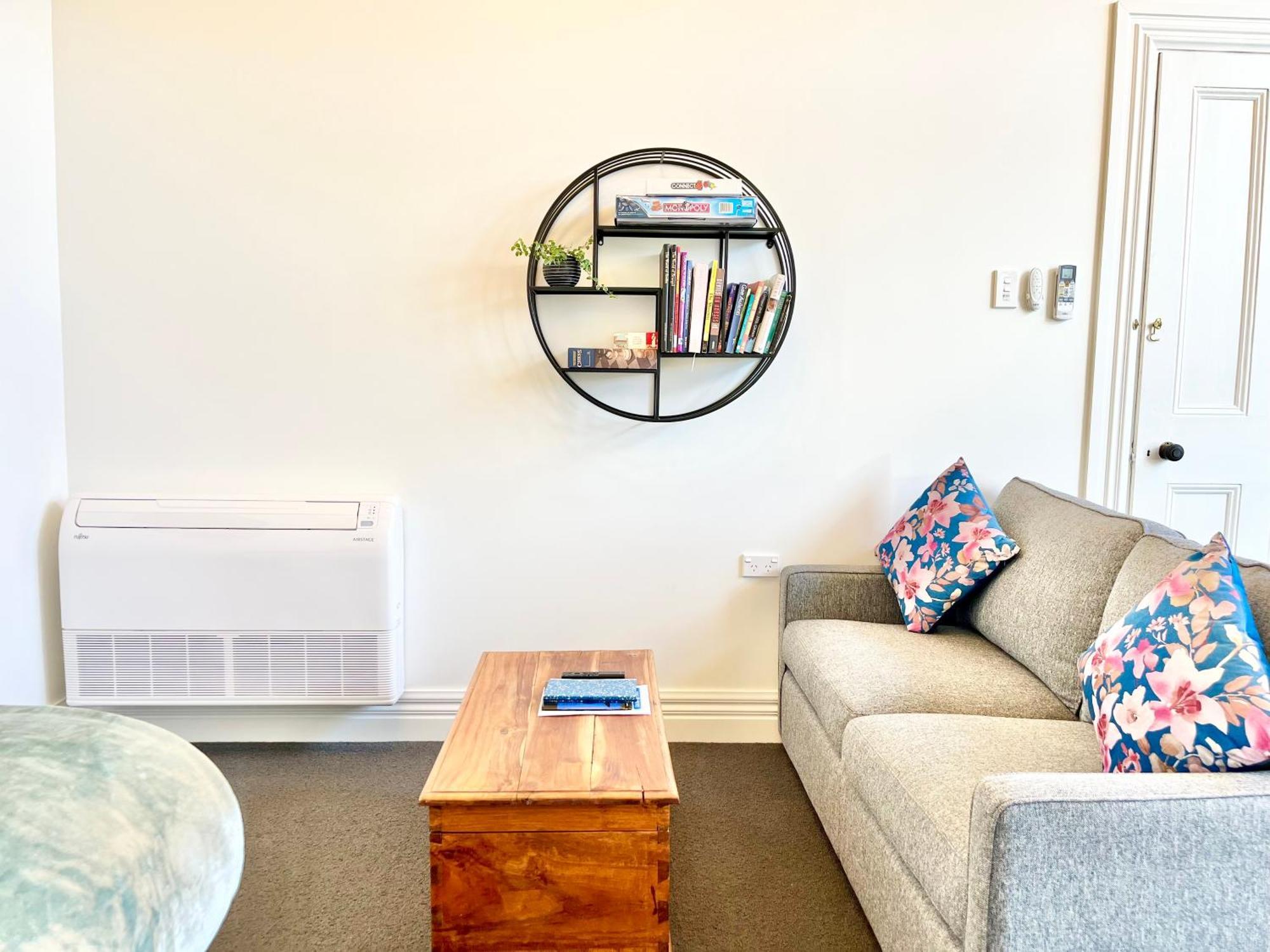 Opoho Heritage Guest Suite ダニーデン エクステリア 写真